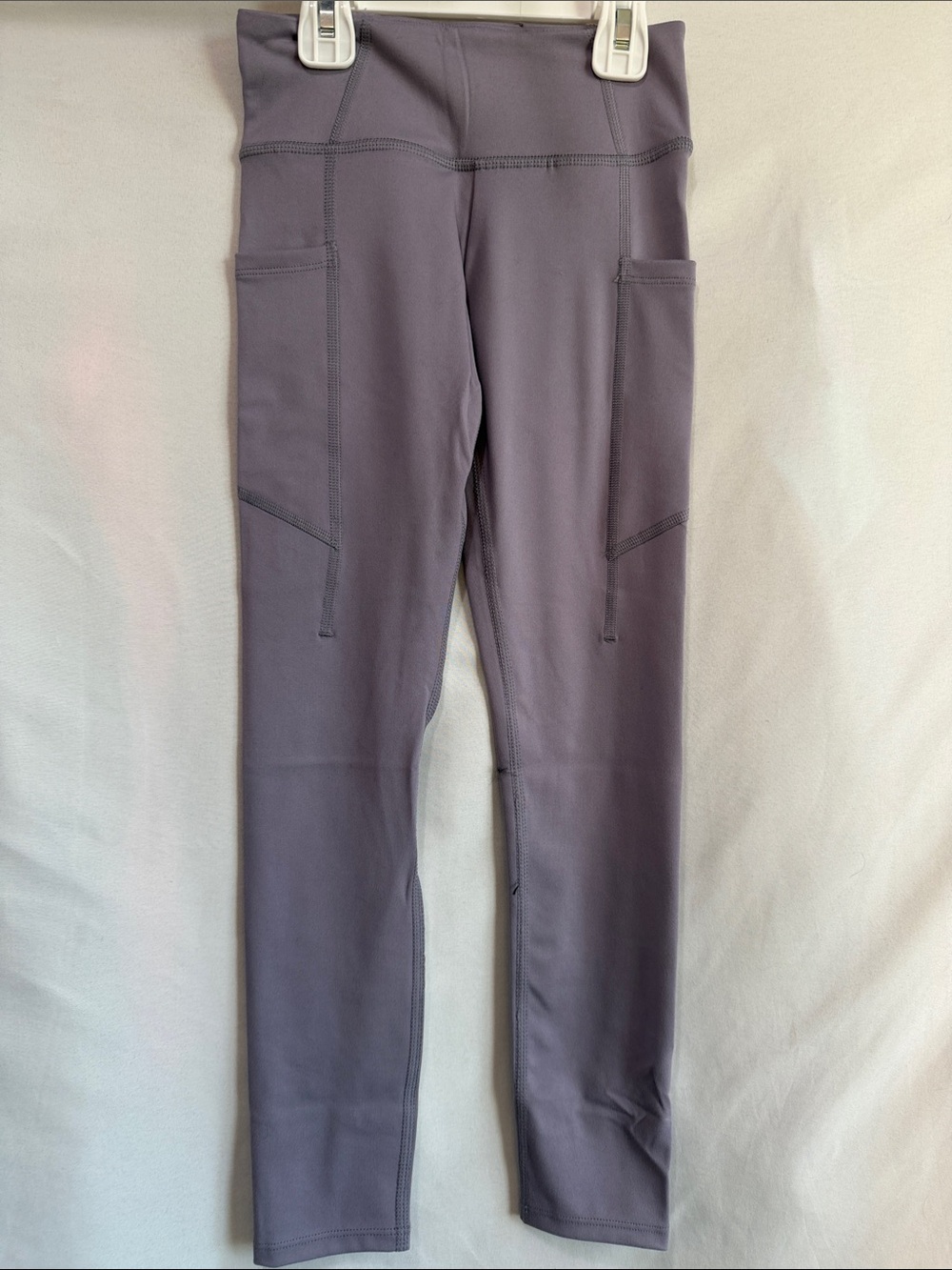 Kids Pocket Leggings in Mauve Gray